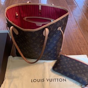 100% AUTHENTIC LV Neverfull PM with bag!